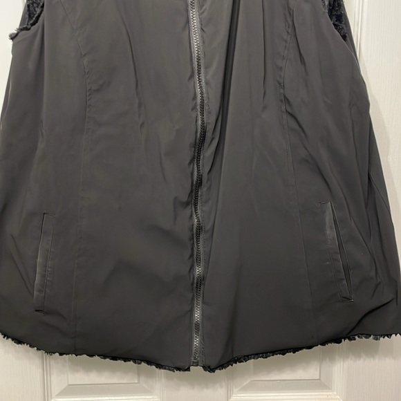 Reversal vest - Picture 4 of 5